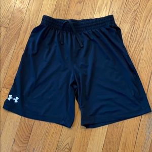 Under Armour black shorts - loose fit youth large